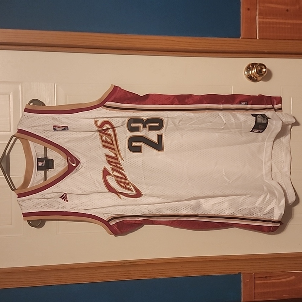 Cleveland Cavaliers jersey